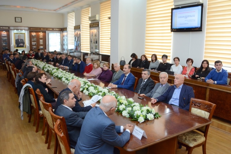 UNEC-də Azərbaycanın “Doing Business” hesabatındakı mövqeyi müzakirə edilib