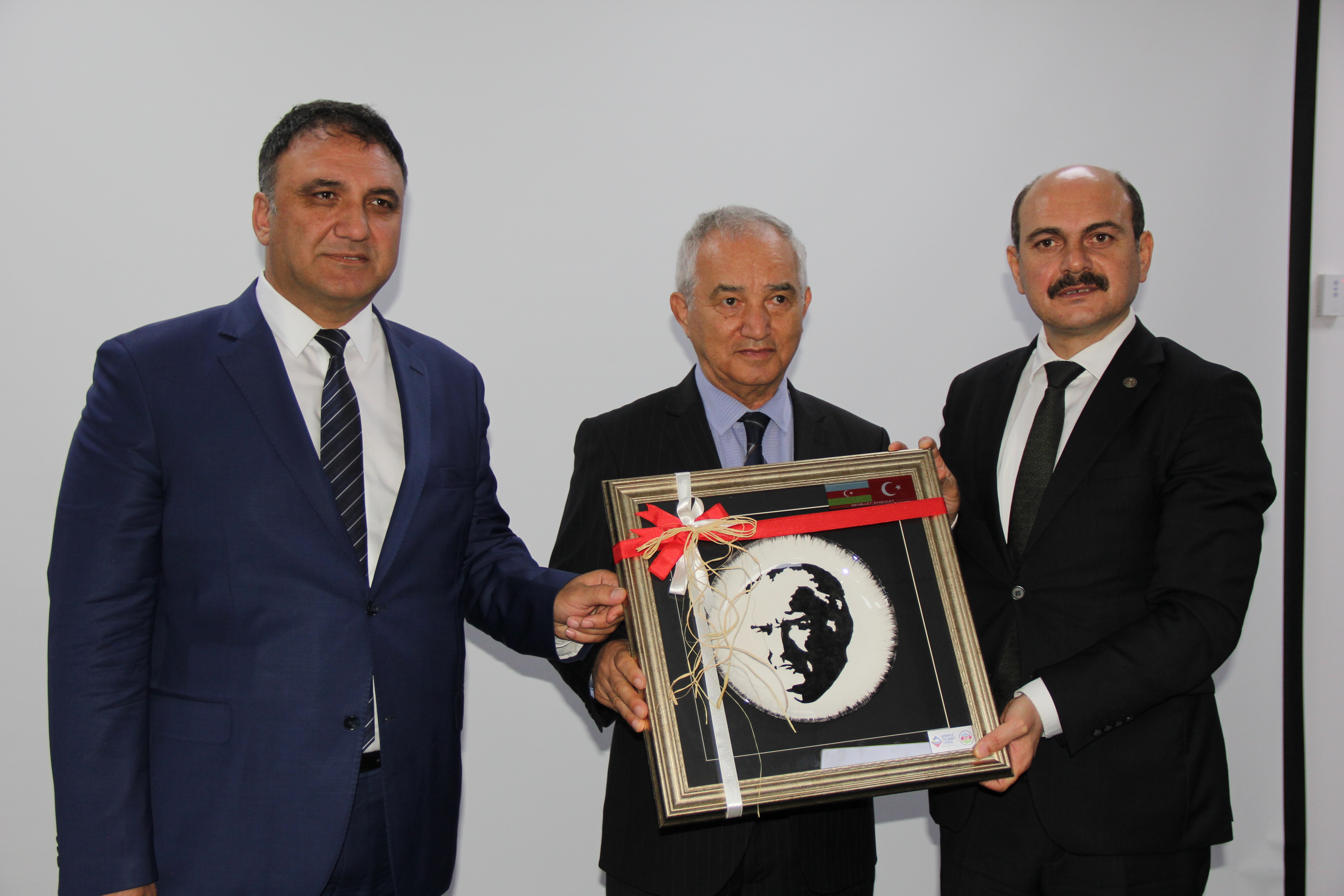 Türkiyənin Körfəz Ticarət və Sənaye Palatasına daxil olan iş adamları azərbaycanlı sahibkarlarla B2B görüşlər keçirdilər