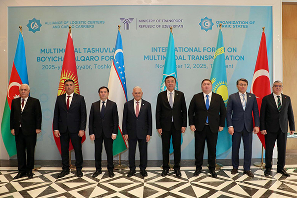 Daşkənddə Beynəlxalq Multimodal Nəqliyyat Forumu Keçirilib