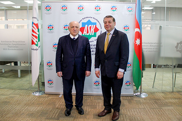 Çili Səfiri Azərbaycan Sahibkarlar Konfederasiyasında Olub